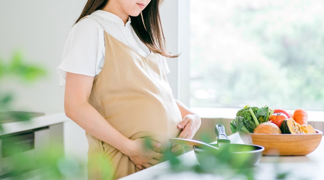 つわりで食べ物選びが難しい…気になる妊娠初期の赤ちゃんへの栄養