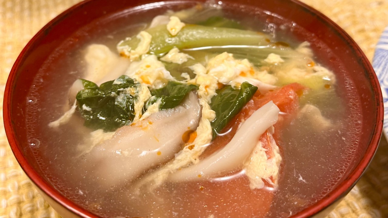 【菌活ダイエットレシピ】きのことトマトの酸っぱ辛スープ